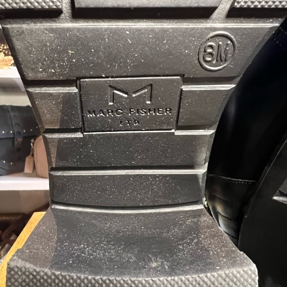 ***SOLD $70***Marc Fisher LTD Black Heeled Boot Size 8 - Picture 7 of 10